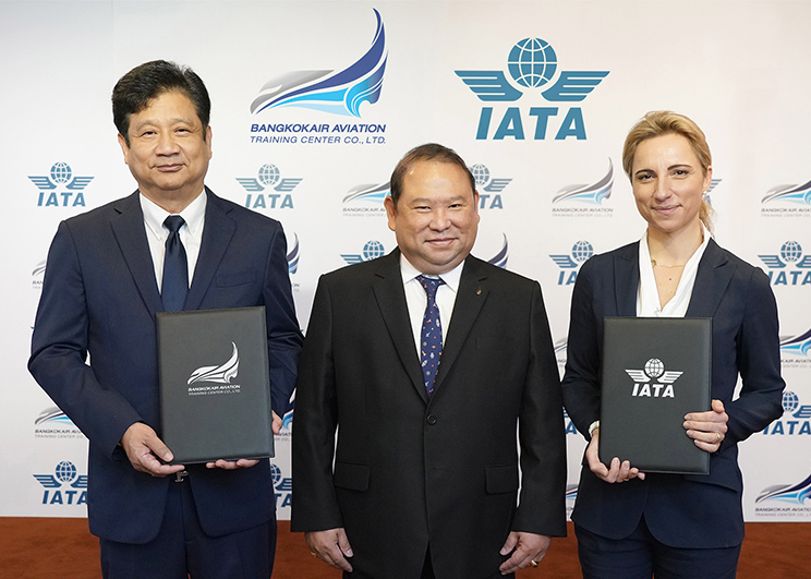 Bangkok Air Aviation Training Center and the International Air Transport Association (IATA) sign partnership to set up IATA Regional Aviation Training Partner in Thailand