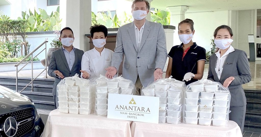 Anantara Siam_Food Donation COVID 19_Memag Online Fb