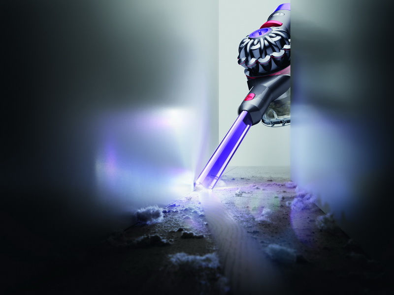 Dyson V8 Slim_New LED Crevice tool_2_resize