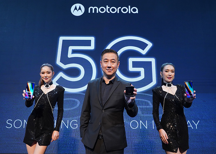 สานต่อความเป็นผู้นำนวัตกรรมสมาร์ทโฟนฝาพับ โมโตโรล่าเปิดตัว motorola razr 5G สมาร์ทโฟนแบบพับที่รองรับการใช้งาน 5G ในประเทศไทย