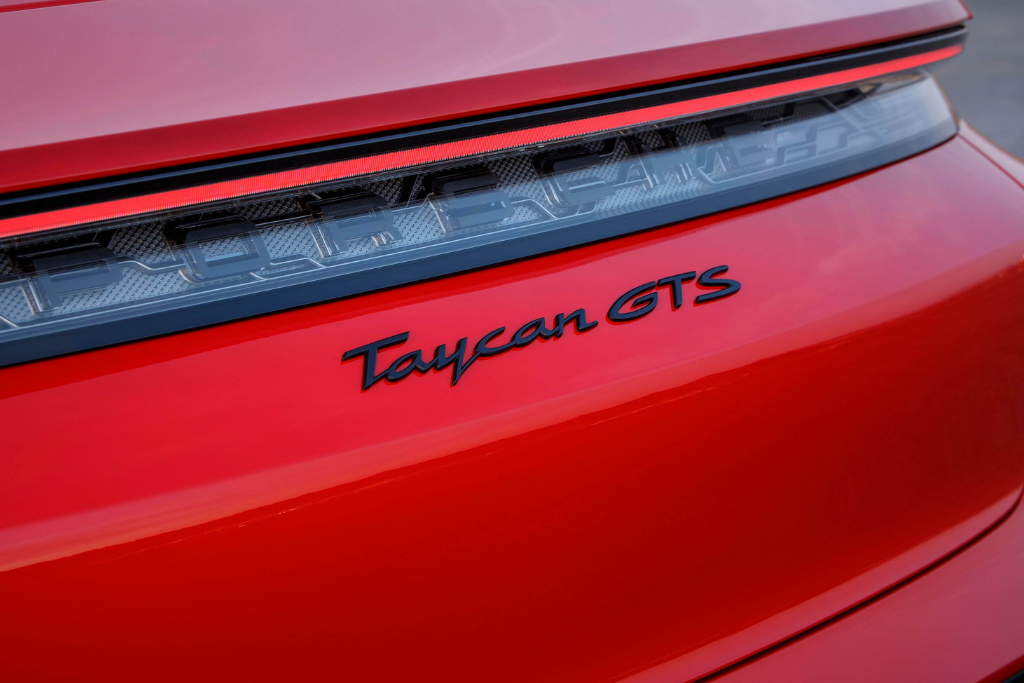 The new Porsche Taycan GTS