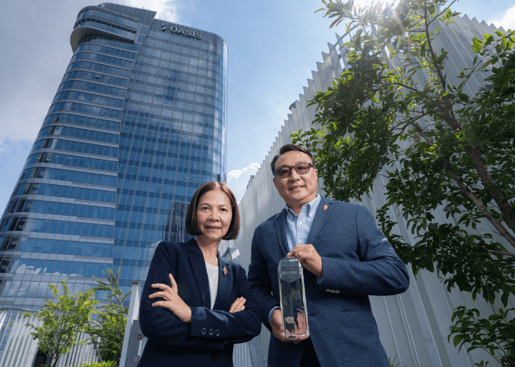 สิงห์ เอสเตท คว้ารางวัล Global Business Outlook Award 2024 ผ่าน โครงการ S-OASIS   ตอกย้ำผู้นำด้านนวัตกรรมอาคารสำนักงานยั่งยืน  เติมเต็มประสบการณ์ทำงานและใช้ชีวิตยุค WORK-LIFE INTEGRATION”