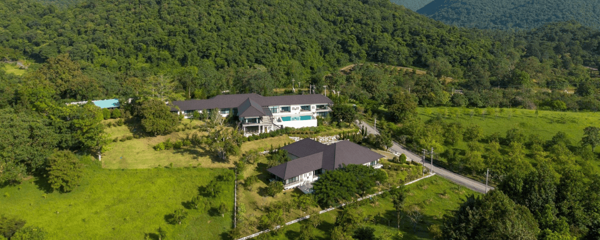 Monlada Resort Khaoyai ศิลปะแห่งการใช้ชีวิตท่ามกลางธรรมชาติและความเป็นส่วนตัวที่สมบูรณ์แบบ
