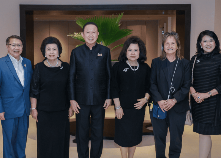 สนั่น อังอุบลกุล และ ดร.นุชนาถ วสุรัตน์ นำทีมกลุ่มคชสาร สวปอ.มส.4 เสวนาแลกเปลี่ยนมุมมองเศรษฐกิจ เพื่อก้าวทันความท้าทายยุคปัจจุบัน